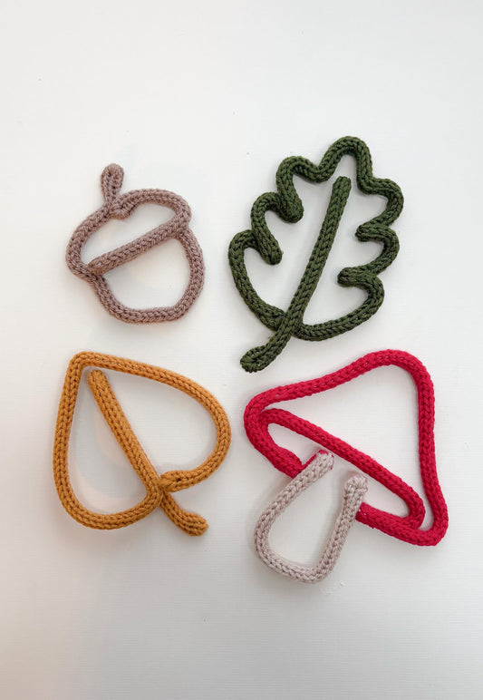 Knitted wire woodland pieces